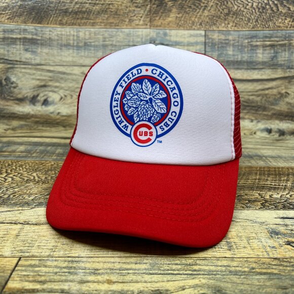 Chicago Cubs Mens Trucker Hat Red Snapback 1937 Wrigley Field Vintage Logo Cap - Picture 2 of 8
